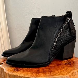 Never worn! Black Ankle Booties 9.5